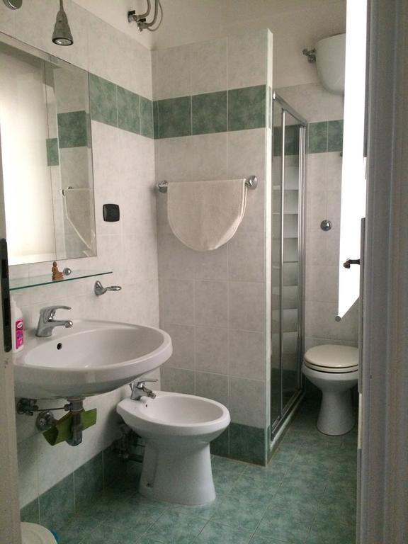 B&B Viale Dei Colli Portuensi 589 로마 객실 사진